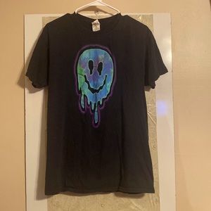 Fruit of the loom melting smiley graphic tshirt